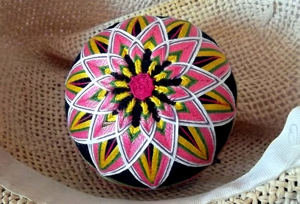 Temari singolo crisantemo Temari singolo crisantemo